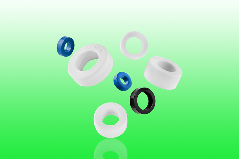 共模磁芯【 常規(guī)共模 + 低磁導(dǎo)率（抗飽和）共模 + 高頻共?！? />
                </div>
                <div   id=